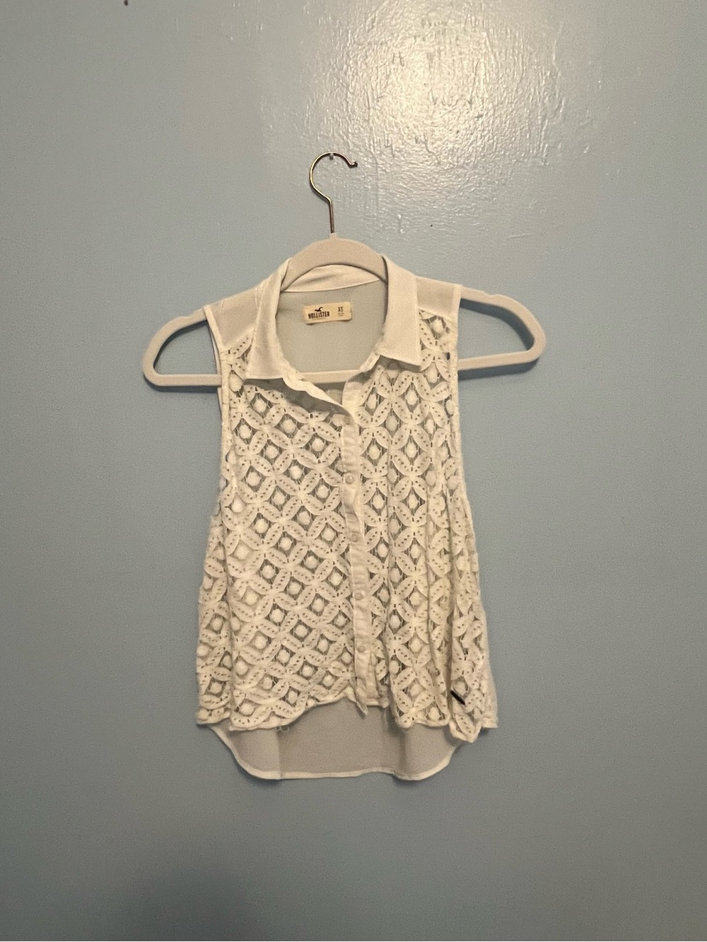 Hollister White Sleeveless Crochet Button-Down Top
